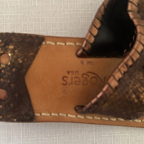 107 Jack Rogers Metallic Bronze Gold Thong Sandals - Picture 10 of 16